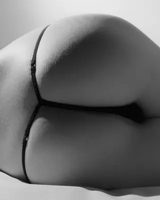 Barbara, 37 ans, plan cul à Paris