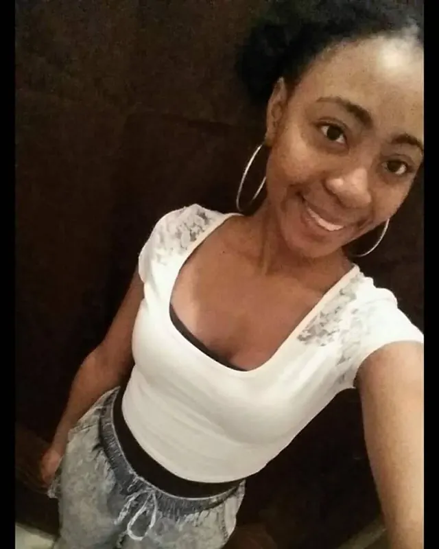Bintou, 27 ans, plan cul à Vendays-Montalivet