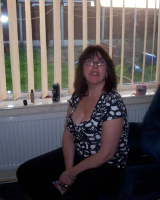 Dorothée, 55 ans, plan cul à Reims