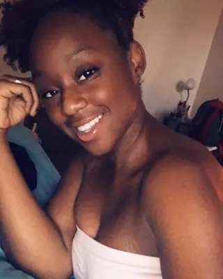 Hawa, 28 ans, plan cul à Bordeaux